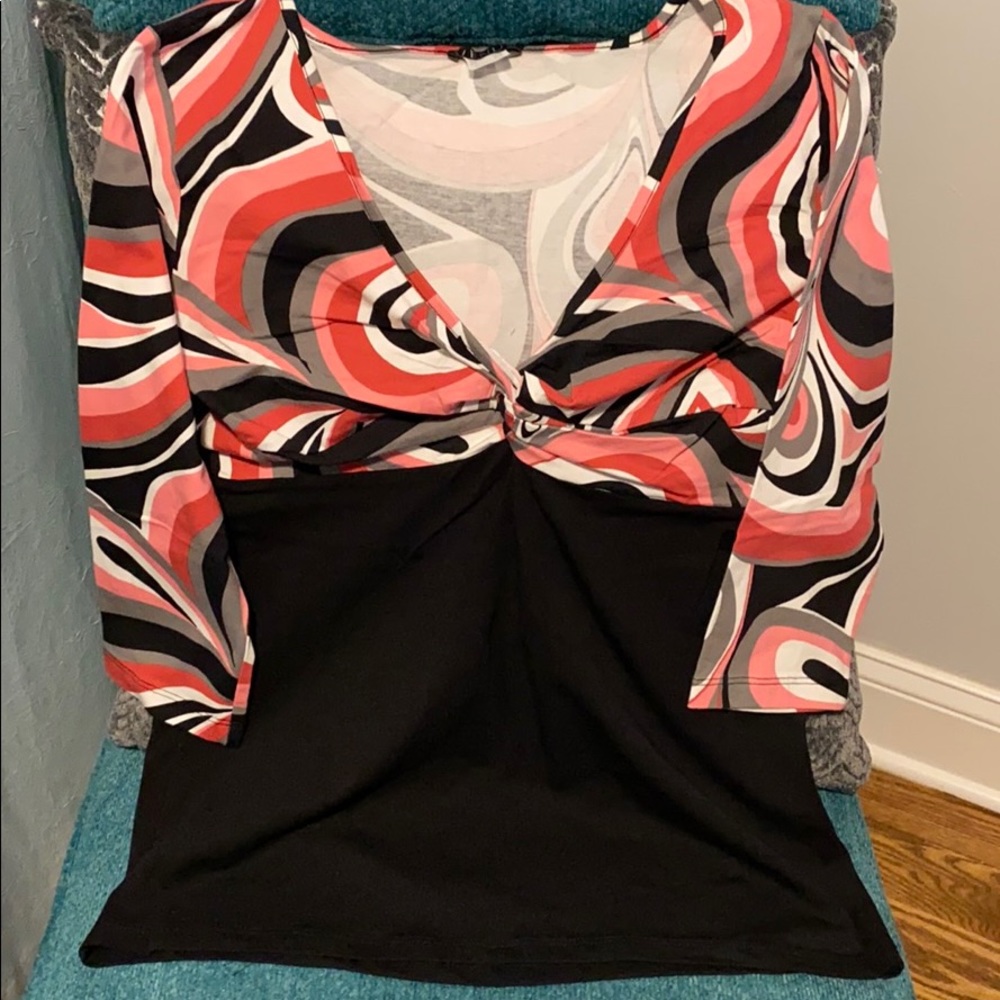 Venus V-neck top